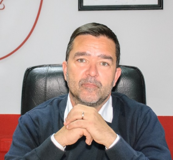 Dr. Bernardo Ezequiel Viejo, Escribano de Estudio Integral en Quines, San Luis